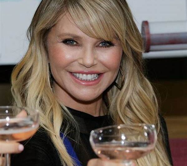 “tv Celebrities Turned Movie Actresses”